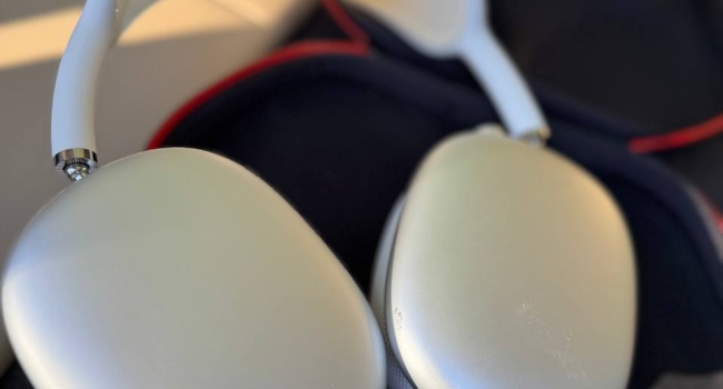 Продаю наушники AirPods Pro Max